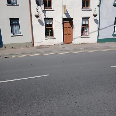 Sligo City Apartment Гостевой дом Слайго